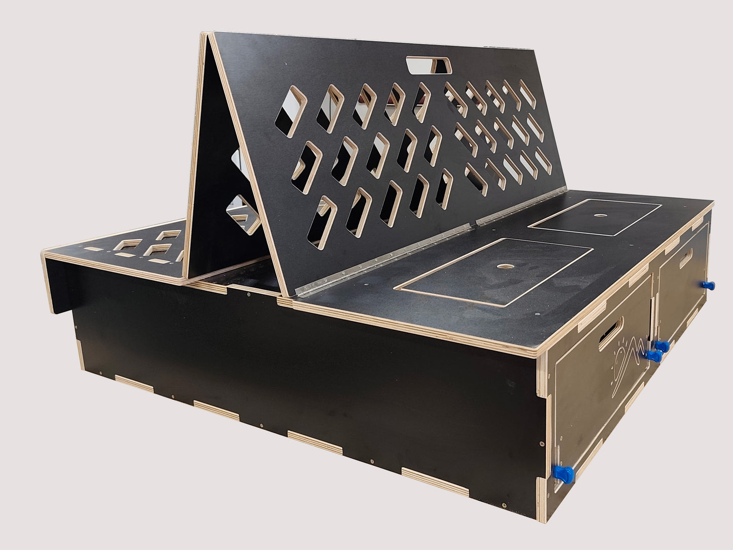 Vinson - Van Bed Extendable Black or White