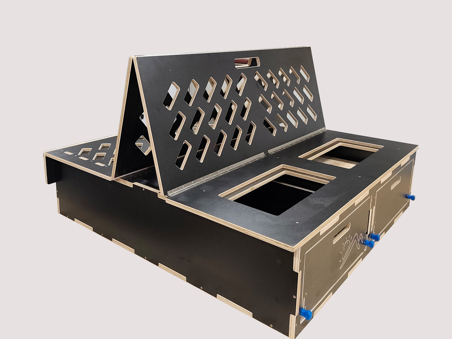 Vinson - Van Bed Extendable Black or White