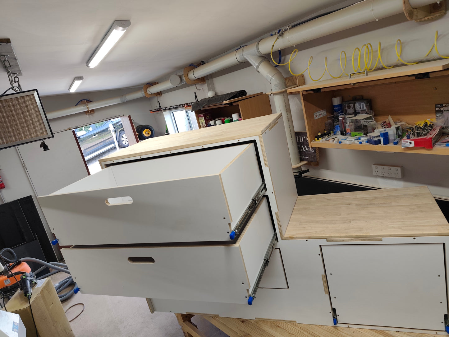 Big Boy - GottaGo - Campervan Slide Out Kitchen