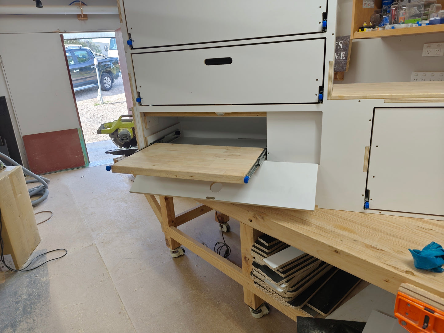 Big Boy - GottaGo - Campervan Slide Out Kitchen
