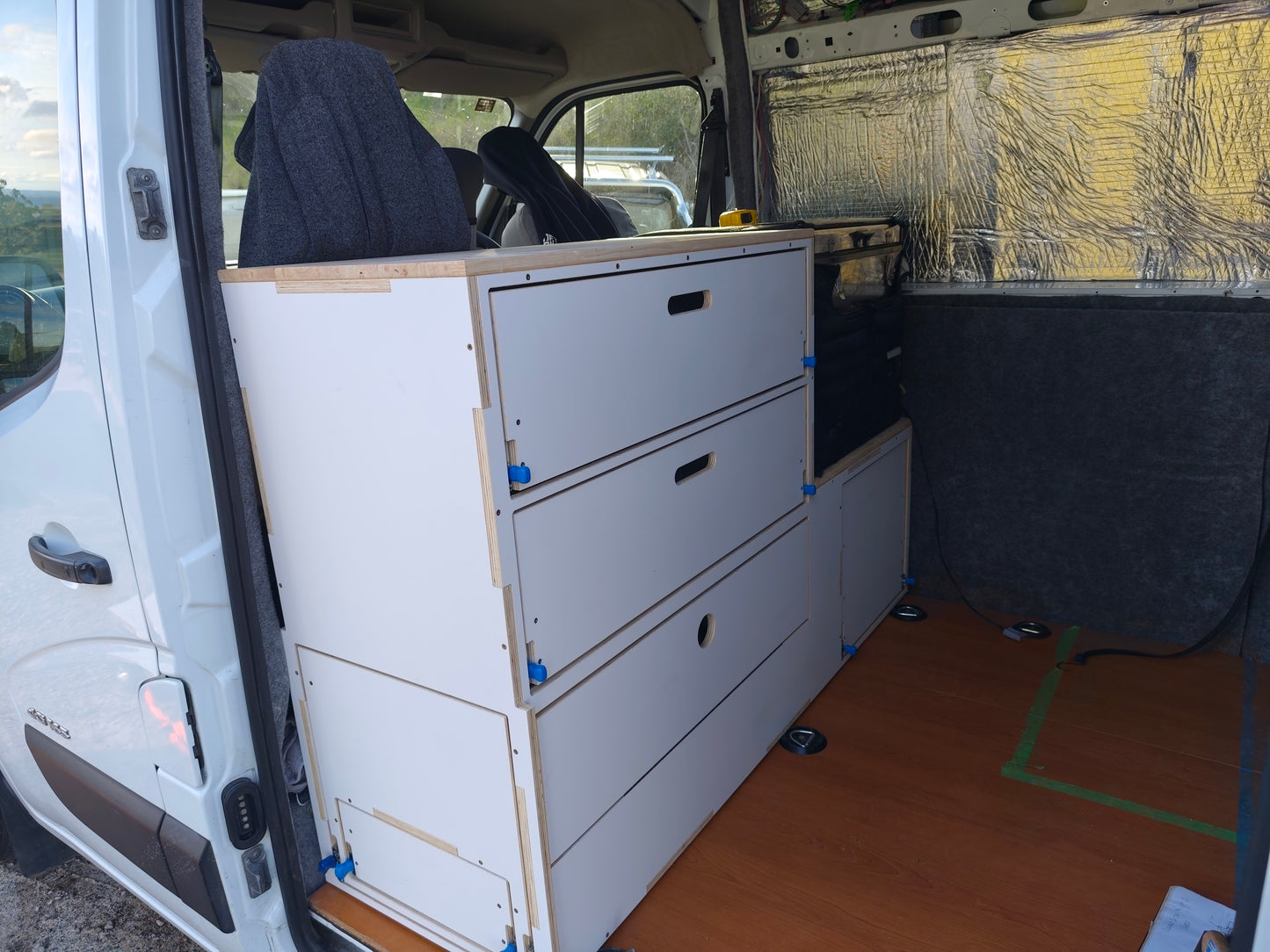Big Boy - GottaGo - Campervan Slide Out Kitchen