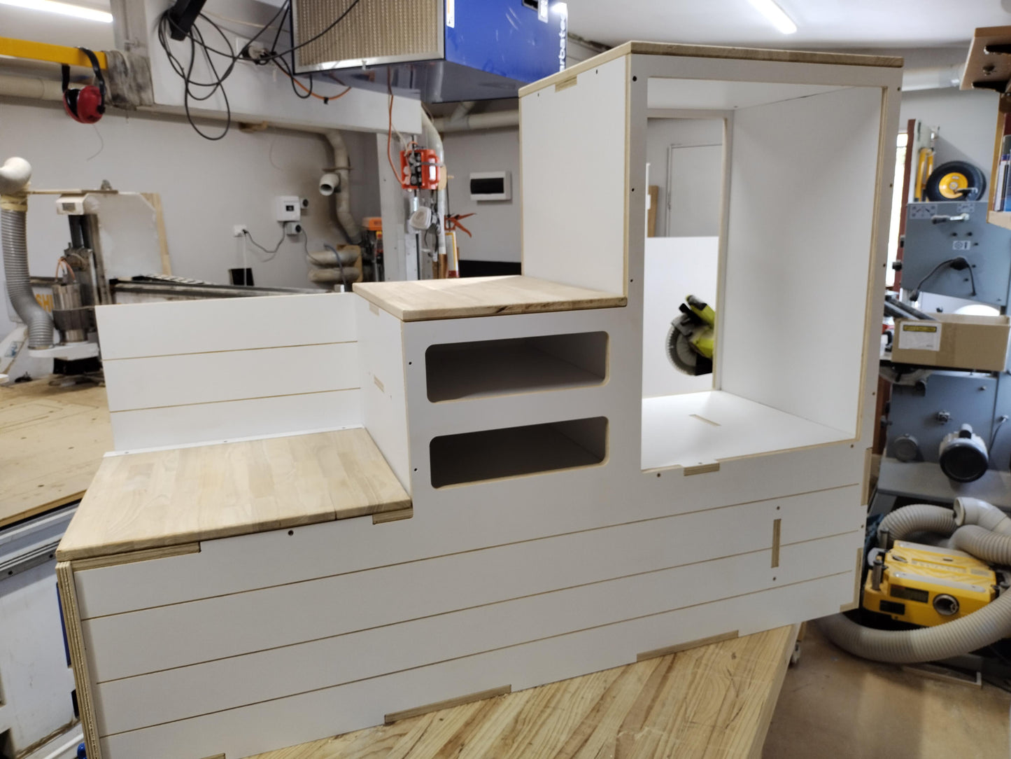 Full Van Conversion - 3 Modules Included - Van, Camper Bed, Storage & Kitchen - Andes