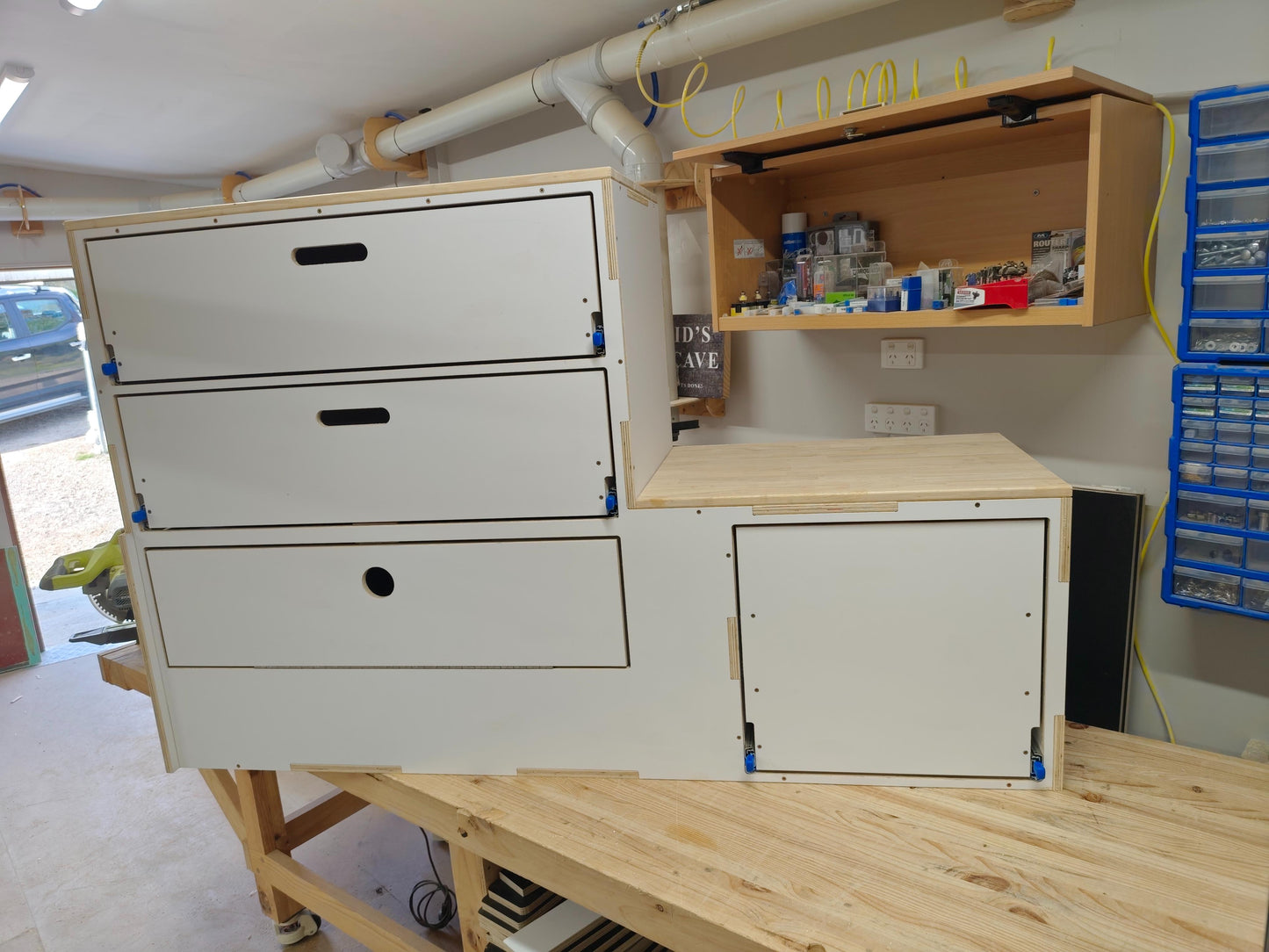 Big Boy - GottaGo - Campervan Slide Out Kitchen