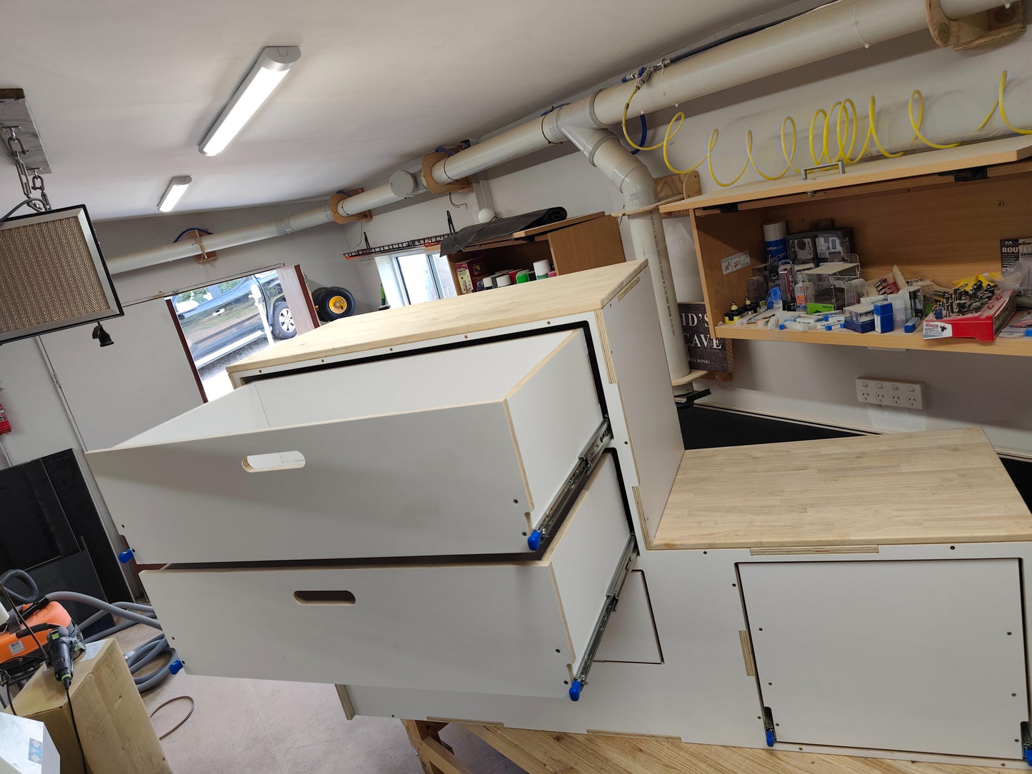 Big Boy - GottaGo - Campervan Slide Out Kitchen