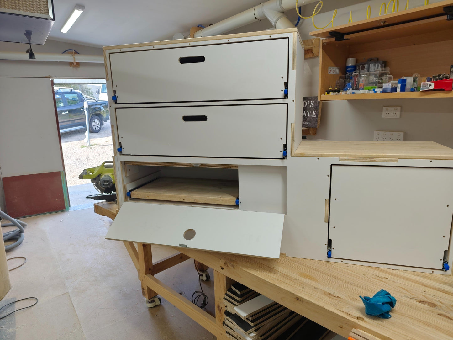 Big Boy - GottaGo - Campervan Slide Out Kitchen
