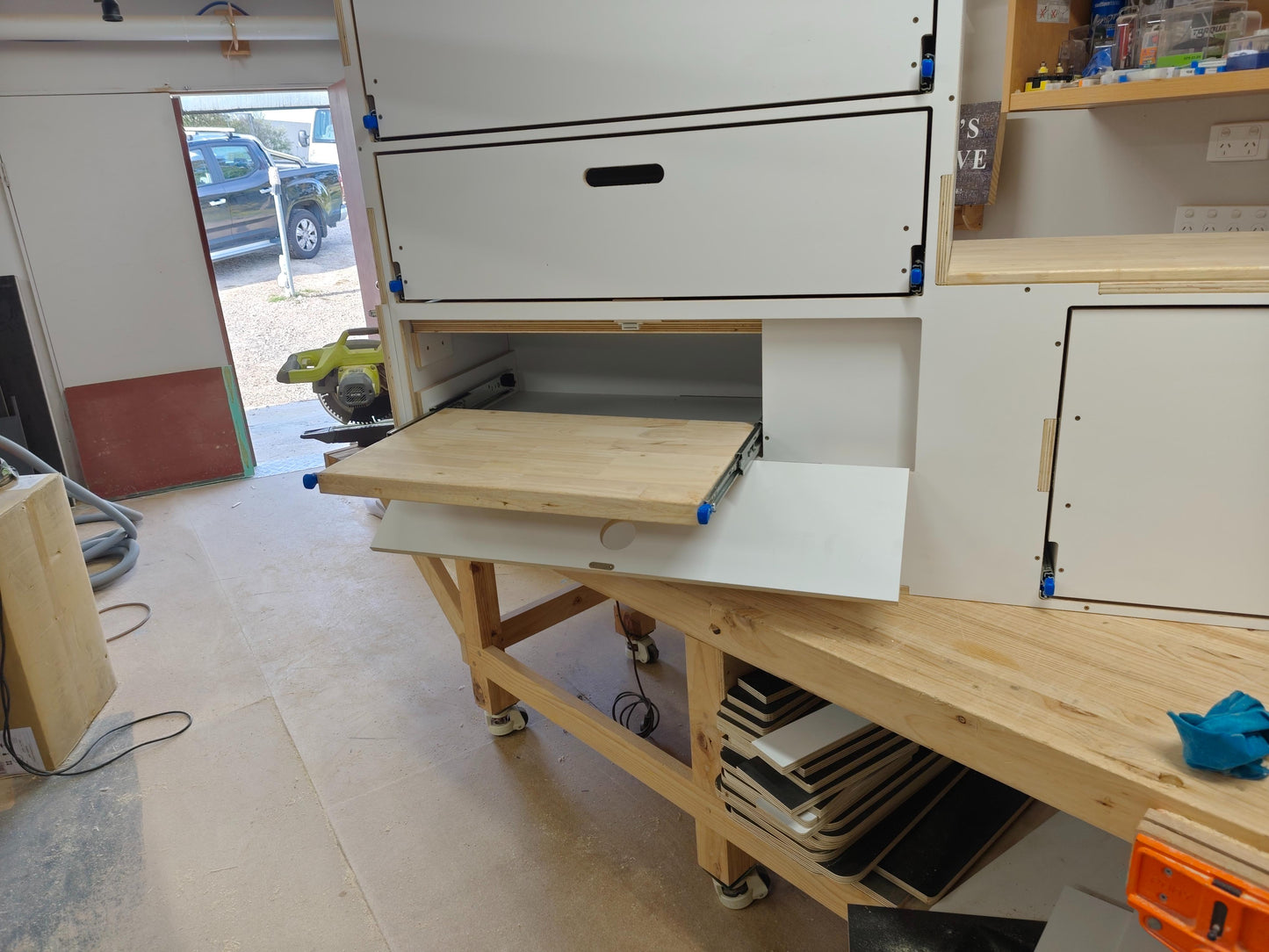 Big Boy - GottaGo - Campervan Slide Out Kitchen