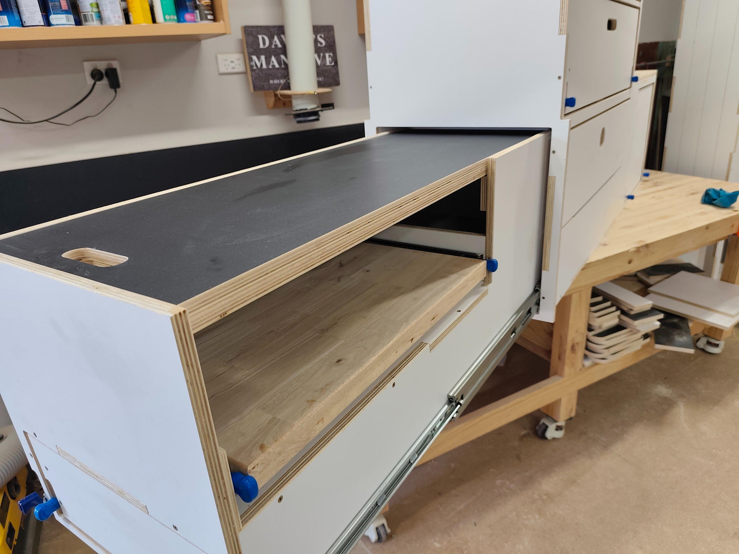 Big Boy - GottaGo - Campervan Slide Out Kitchen